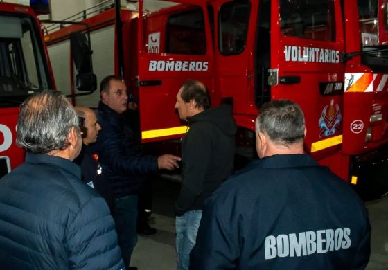 Carlos Casares le cede un terreno a los bomberos y levantarán un nuevo centro de entrenamiento