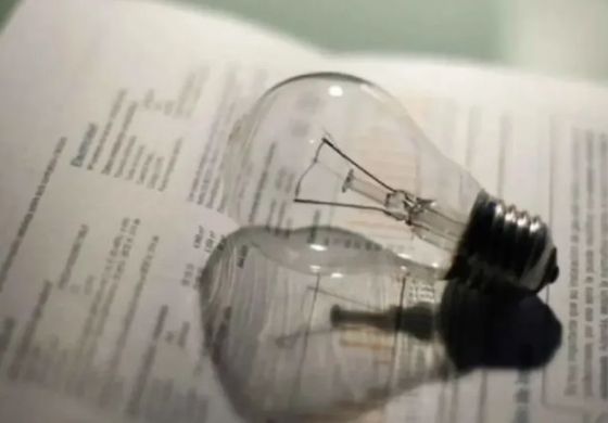 La Cuarta, atenta al fallo que frenó a Caputo y habilita el cobro de tasas municipales