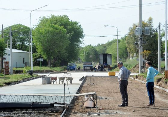 Con fondos provinciales, Pugnaloni avanza con el plan de asfalto en Hipólito Yrigoyen
