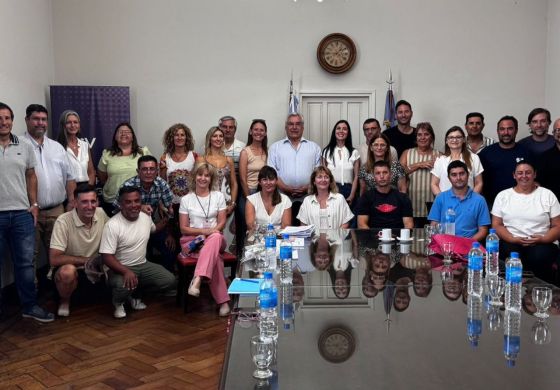 Intendente de la Cuarta cierra el año con un desembolso millonario para deporte y educación