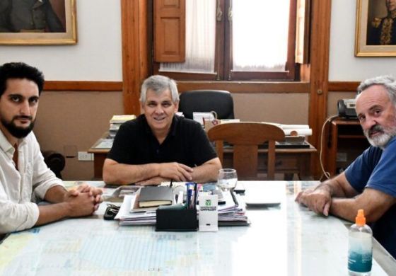 Britos se reunió con De la Torre y afina la agenda de la "tercera vía"