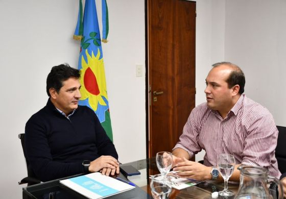 Ministro bonaerense recibió a Recoulat y dirigentes del FR por la seguridad vial en Trenque Lauquen