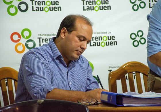 Intendente de la Cuarta acuerda suba salarial: de quién se trata y cuánto cobrarán los municipales