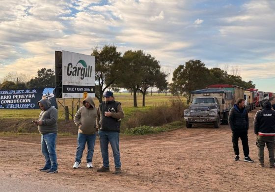 "Esto es por tiempo indeterminado": crece el conflicto de fleteros en Arribeños y se suman transportistas al reclamo