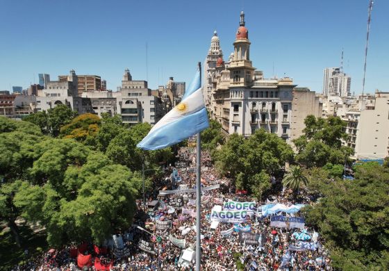 Arman una marcha contra la reforma de la Ley de Tierras en un Municipio de la Cuarta