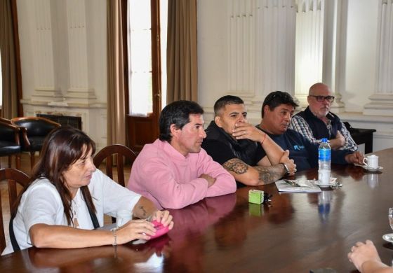  La paritaria, en punto muerto: pasó otro mes y los gremios reclaman actualizar la oferta